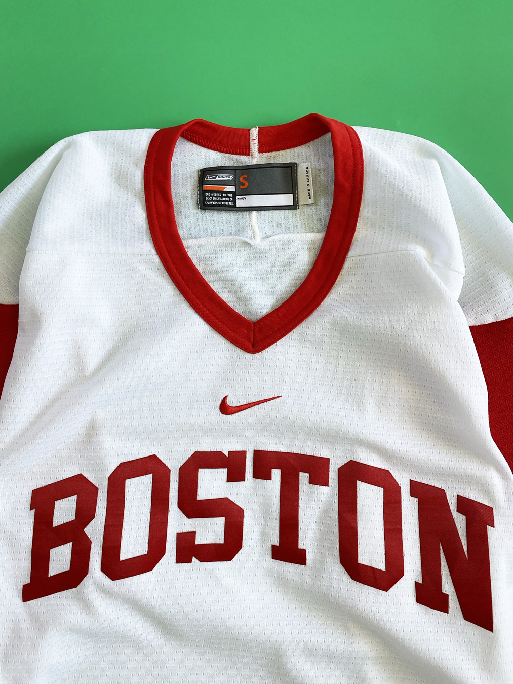 VTG BOSTON University Terriers Hockey Jersey Team Issue practice