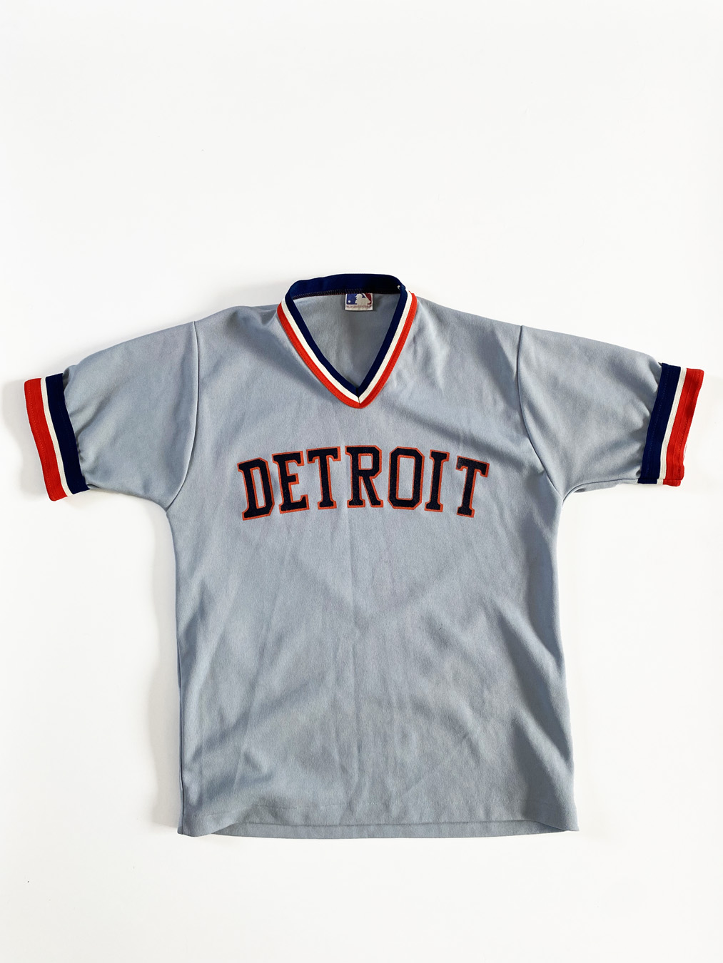Vintage Detroit Tigers MLB Baseball 1984 BP Jersey T-shirt 