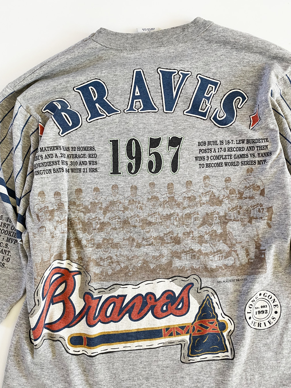 Atlanta Braves 1993 Vintage 90s Gold Sparkle T-Shirt – thefuzzyfelt